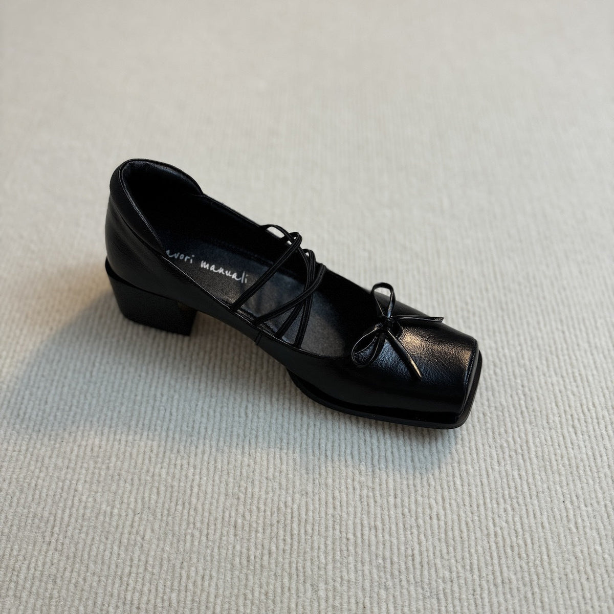 Women's Ballet Flats with Elegant Lacing and Decorative Bow Detail