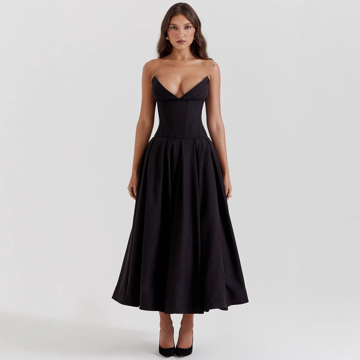 Women's A-Line Evening Dress with Corset Top and Flowing Skirt