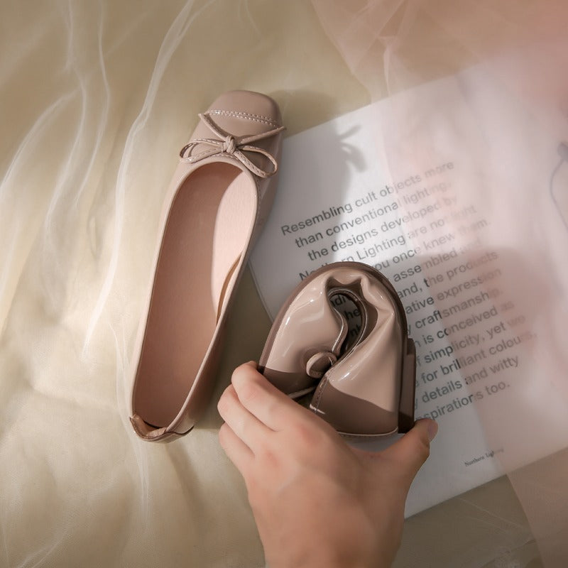 Women's Ballet Flats with Elegant Bow Design and Comfortable Footbed