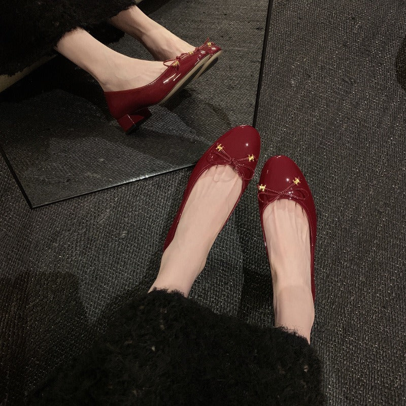Women's Ballet Flats with Bow Detail and High-Gloss Surface