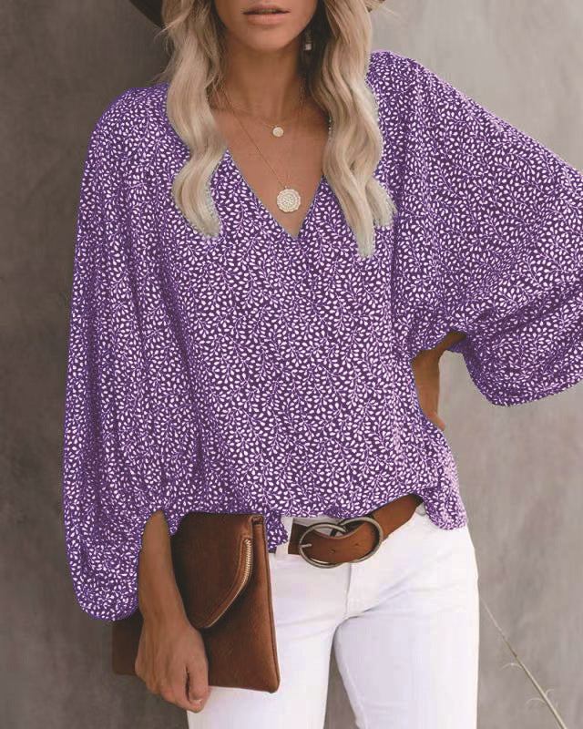 Women's Blouse with Wide Sleeves and Floral Pattern