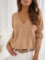 Elegant Women's V-Neck Knit Sweater with Nostalgic Pattern