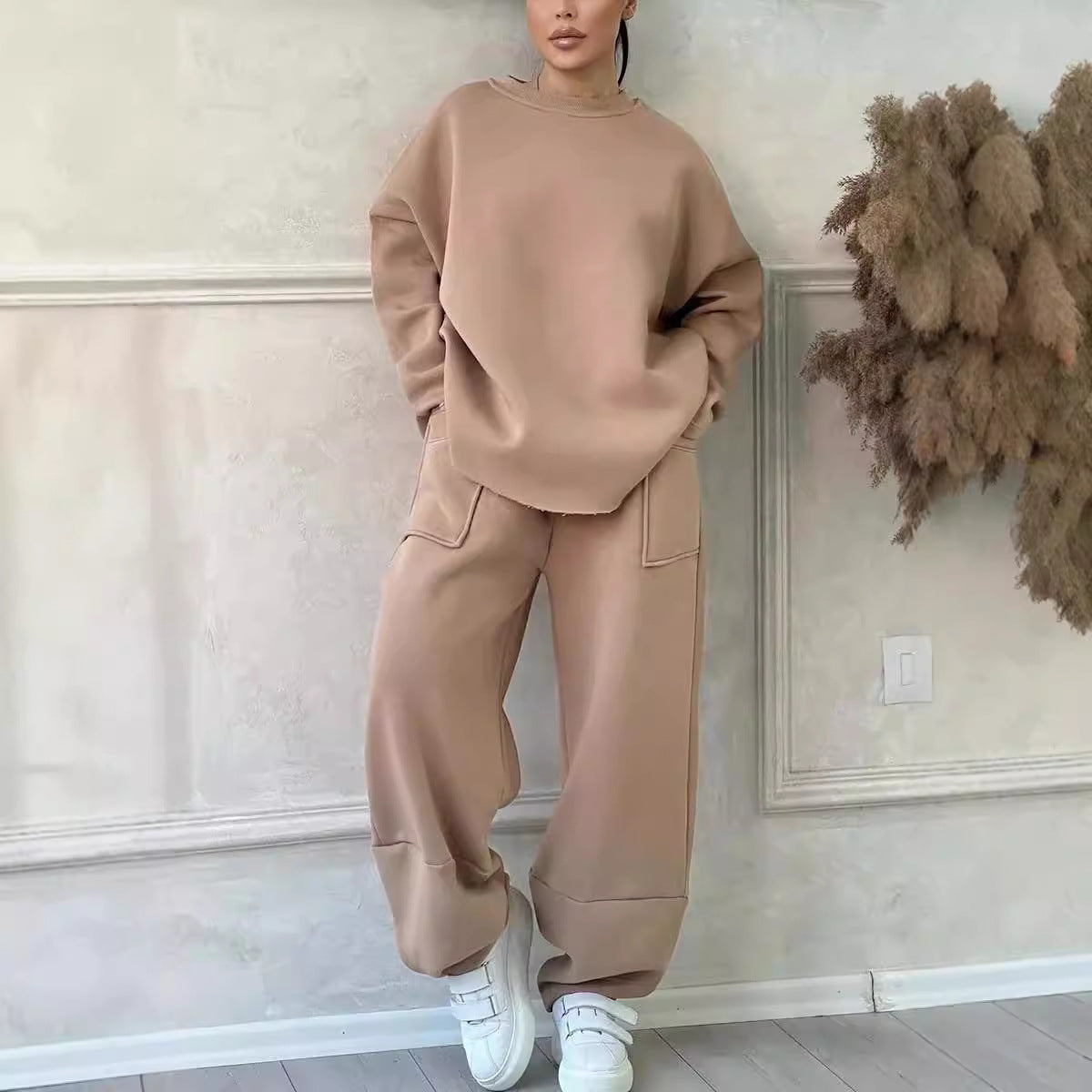Women's Cozy Oversized Sweat Set with Spacious Pockets
