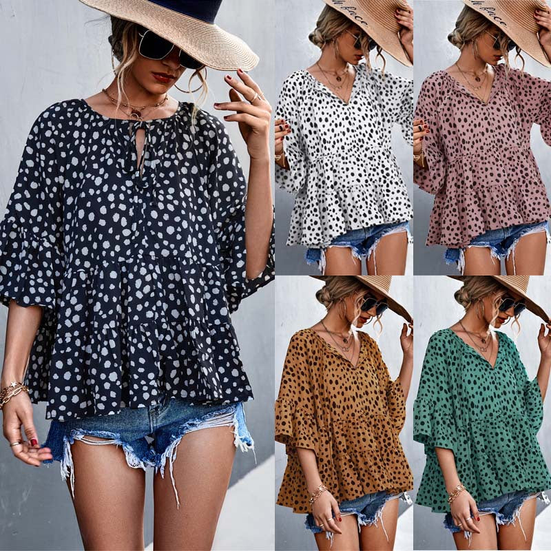Women's Casual Blouse with Voluminous Sleeves and Polka Dot Pattern