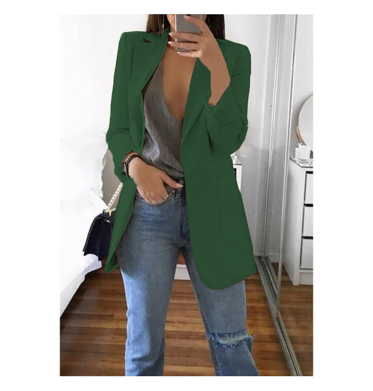Elegant Tailored Blazer with Practical Pockets