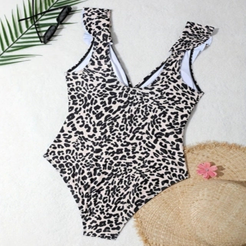 Women's Swimsuit with Voluminous Ruffles