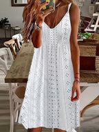 Women's Sleeveless Summer Dress with Decorative Eyelet Pattern and V-Neck
