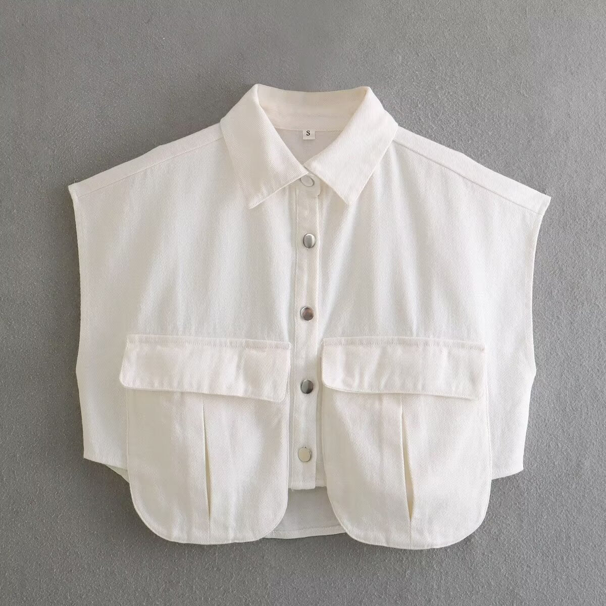Women's Sleeveless Utility Blouse with Pockets