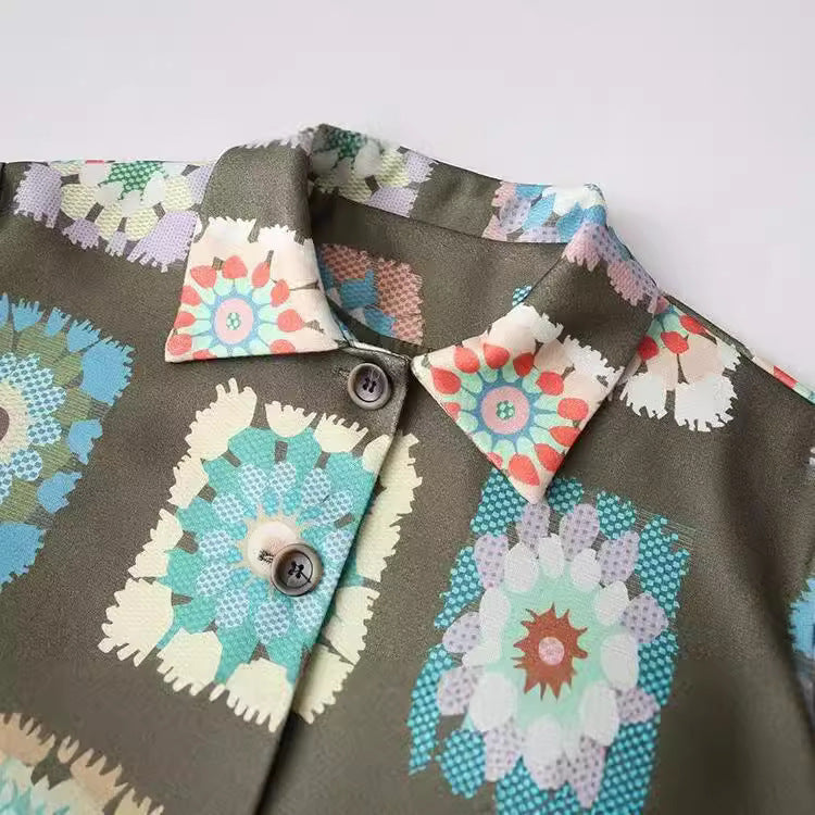 Women's Colorful Floral Jacket with Pockets and Button Details