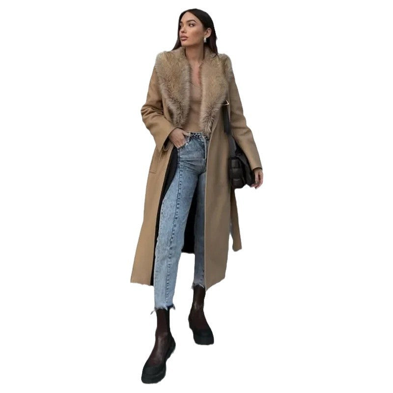 Elegant Coat with Luxury Fur Collar