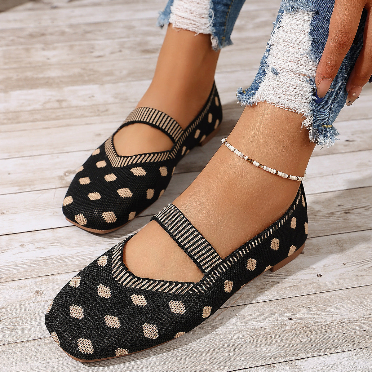 Women's Ballet Flats with Elastic Strap and Polka Dots