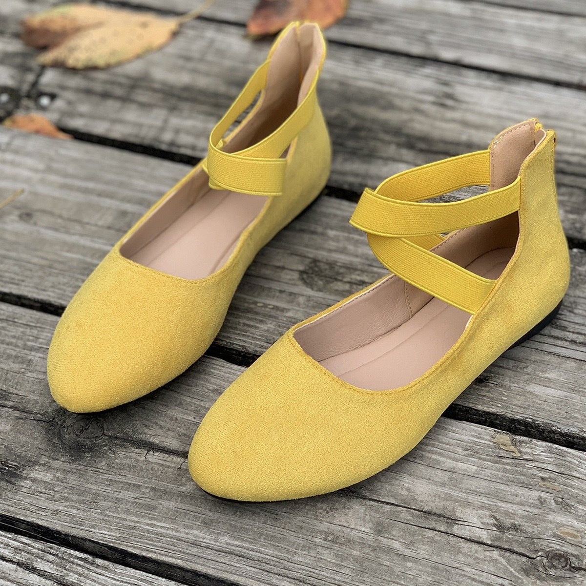 Women's Ballet Flats with Elastic Criss-Cross Straps