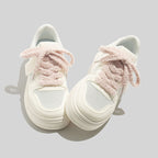 Women's Breathable Casual Sneakers with Soft Lining and Innovative Laces