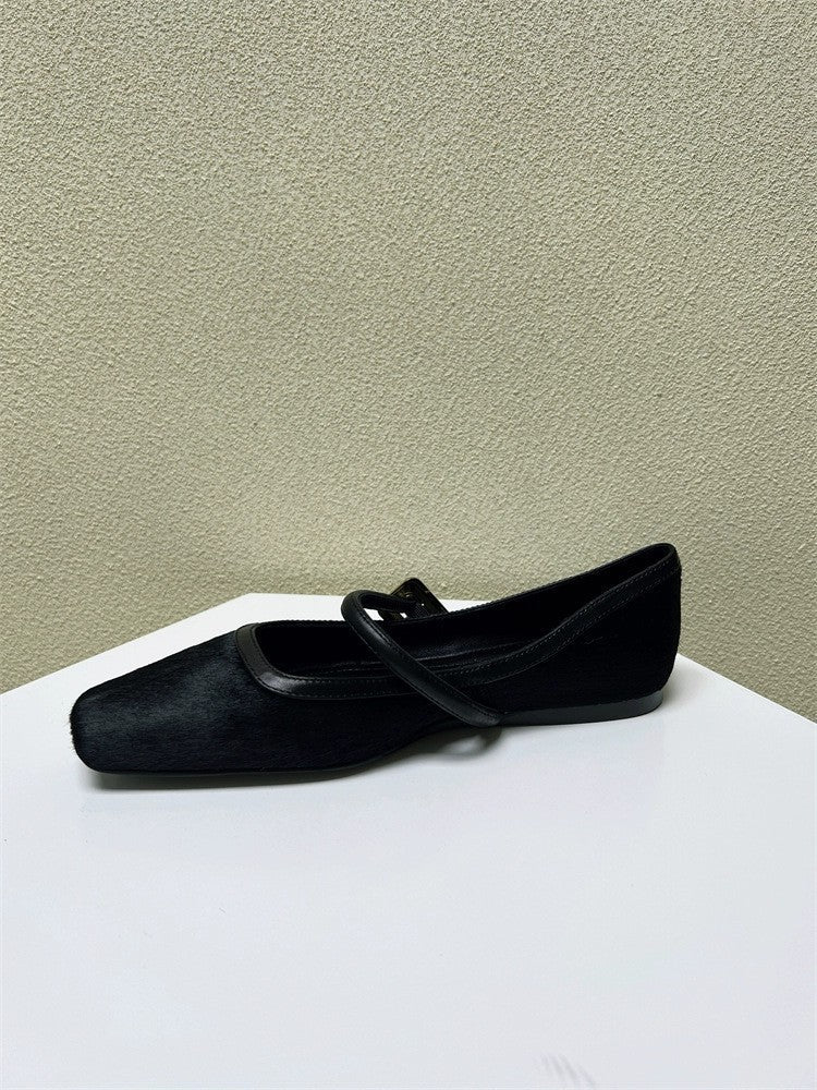 Women's Ballet Flats with Elegant Strap