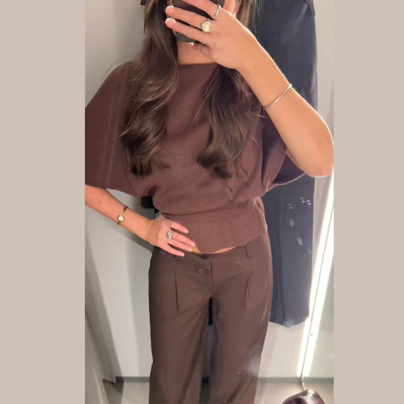 Elegant Women's Trouser Suit Set with Refined Fit