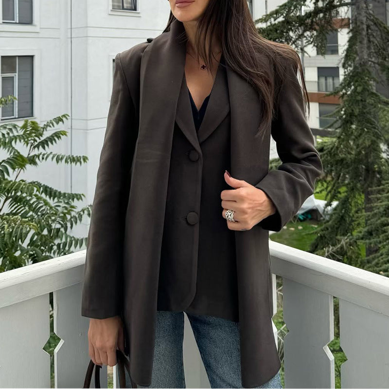 Elegant Winter Coat with Chic Collar and Matching Scarf