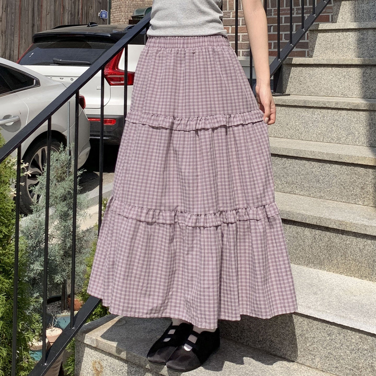 Women's Maxi Skirt with Ruffle and Plaid Pattern