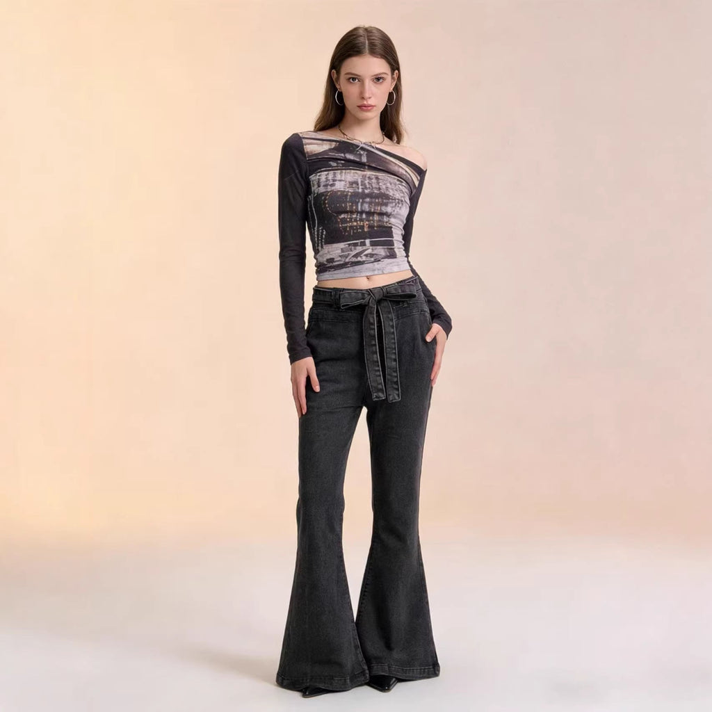 Women's High-Waisted Flared Jeans with Comfortable Stretch Waist