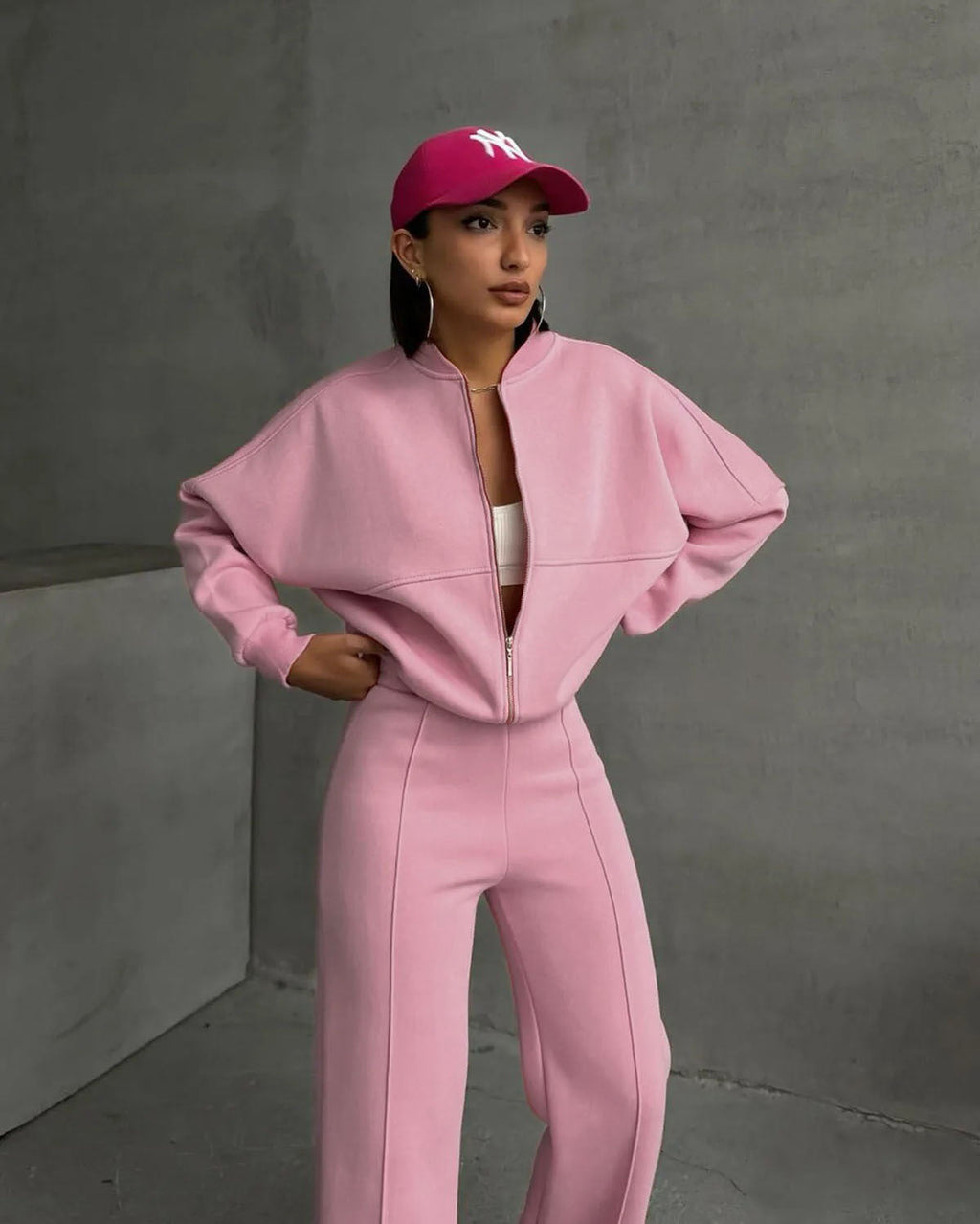 Women's Cozy Leisure Set with Zipper and Wide-Leg Pants