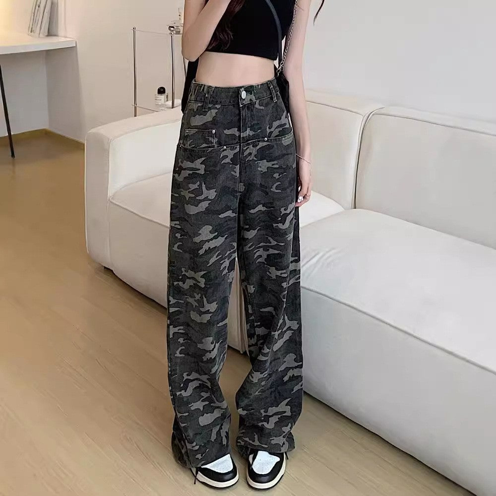 Women's Wide-Leg Cargo Pants with Camouflage Pattern
