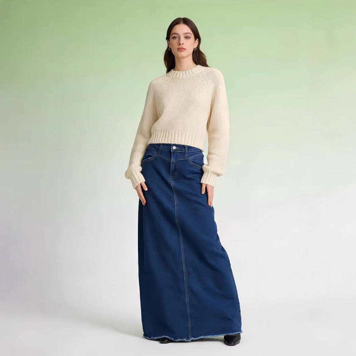 Women's High-Waisted Denim Maxi Skirt with Frayed Hem