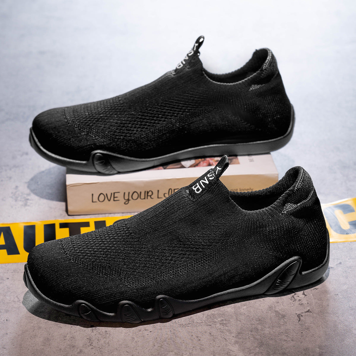 Women's Breathable Sports and Leisure Shoes with Non-Slip Sole