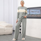 Women's Cozy Knit Loungewear Set with Textured Pattern and Wide Leg