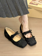 Women's Ballet Flats with Elegant Bow Detail and Comfortable Footbed