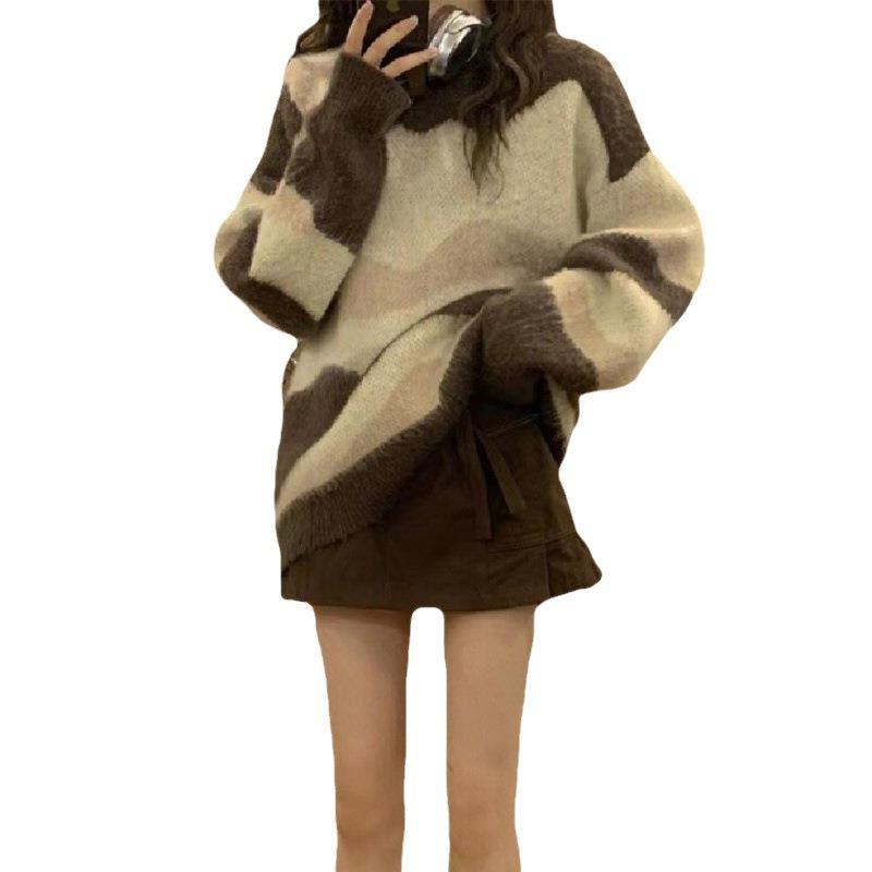 Women's Chunky Knit Sweater with Fashionable Stripe Pattern and Casual Fit