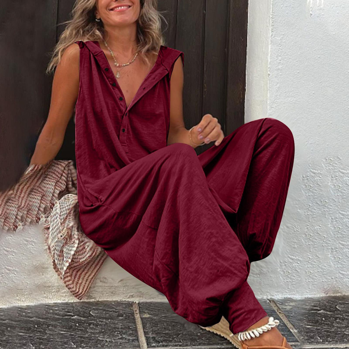 Casual Women's Jumpsuit with Button Closure and Side Pockets