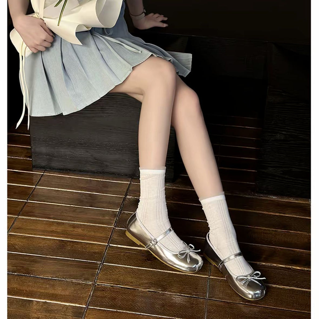 Women's Ballet Flats with Elegant Shine and Playful Bow Detail