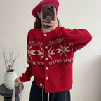 Women's Chunky Knit Cardigan with Cable Pattern and Buttons