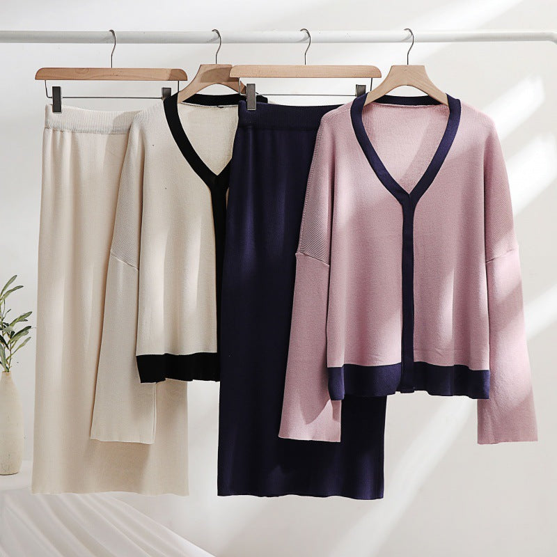 Women's Elegant Knit Set with Deep V-Neck and Contrast Details