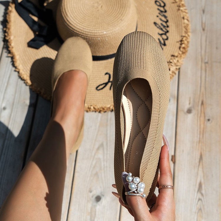 Women's Ballet Flats with Elegant Knit Design and Fashionable Pearl Embellishment