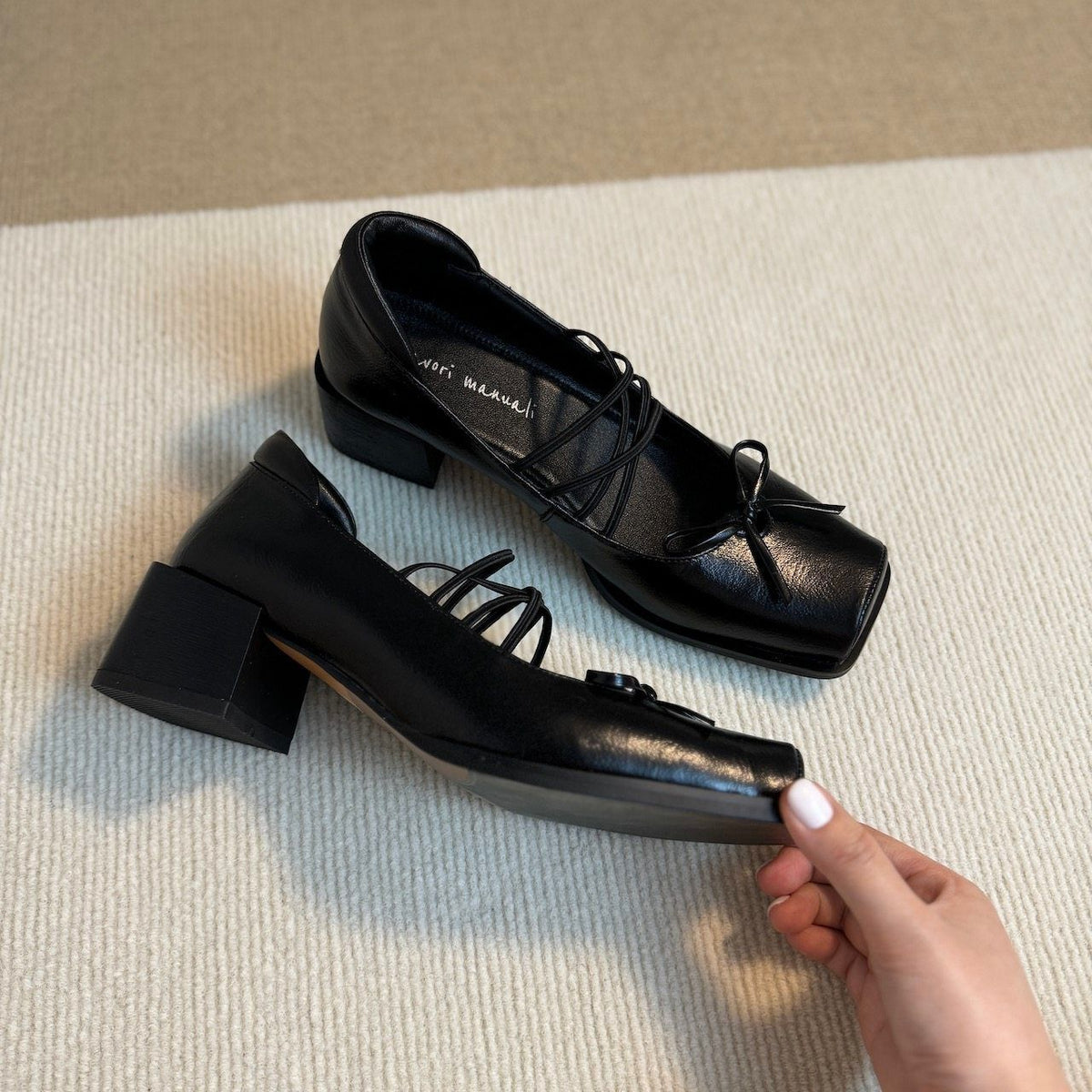 Women's Ballet Flats with Decorative Bows and Metallic Finish