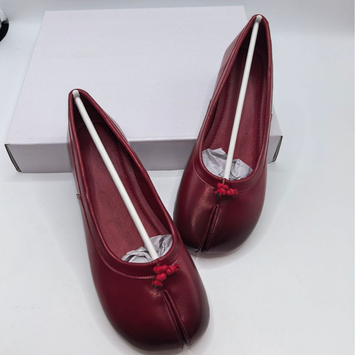 Women's Ballet Flats with Elegant Knot Accent