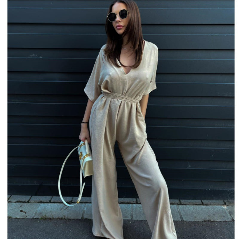 Elegant Women's Jumpsuit with Loose Fit