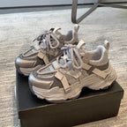Women's Breathable Sneakers with Innovative Lacing System