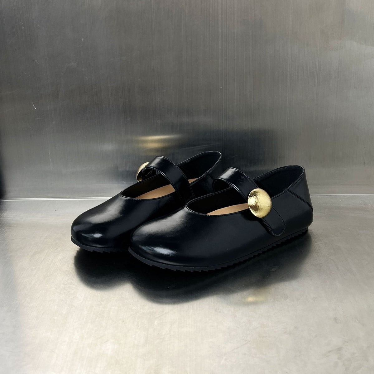 Women's Ballet Flats with Elegant Strap and Gold Buckle