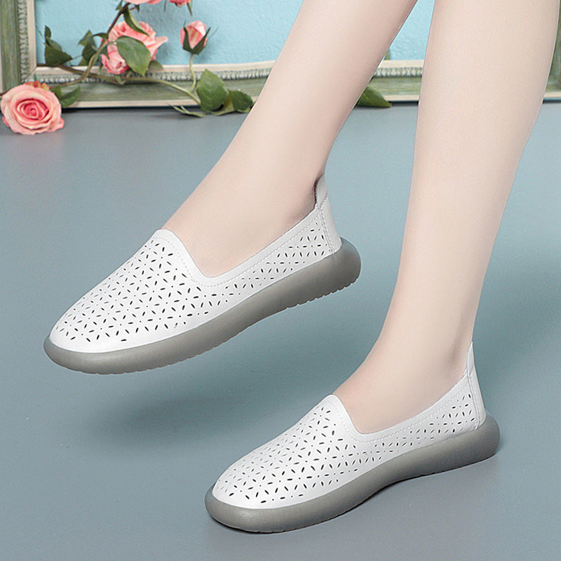 Women's Breathable Moccasins with Fashionable Cut-Out Design and Comfortable Footbed