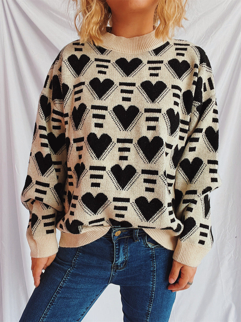 Women's Knit Sweater in Modern Heart Design with Wide Cut