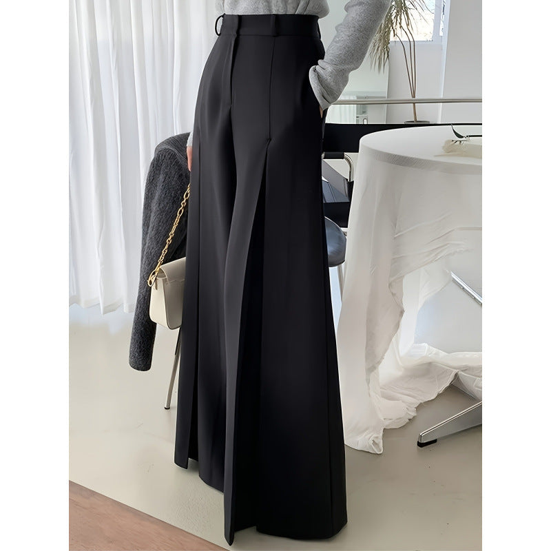 Elegant Wide-Leg Pleated Trousers