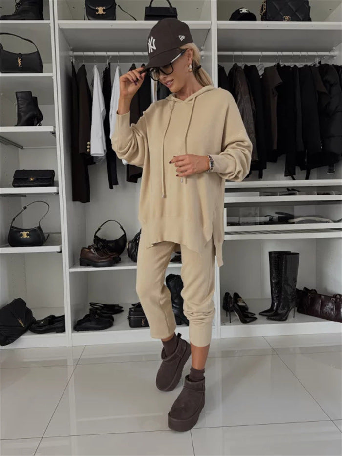 Casual Sport Set with Oversized Hoodie and Joggers