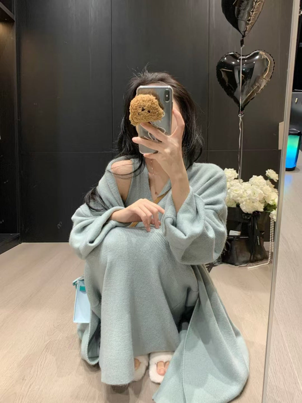 Women's Elegant Knit Coat with Wide Cut and Practical Pockets