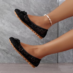 Women's Lace Ballet Flats with Bow Detail