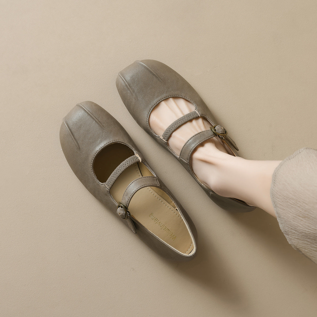 Women's Leather Ballet Flats with Elegant Buckle