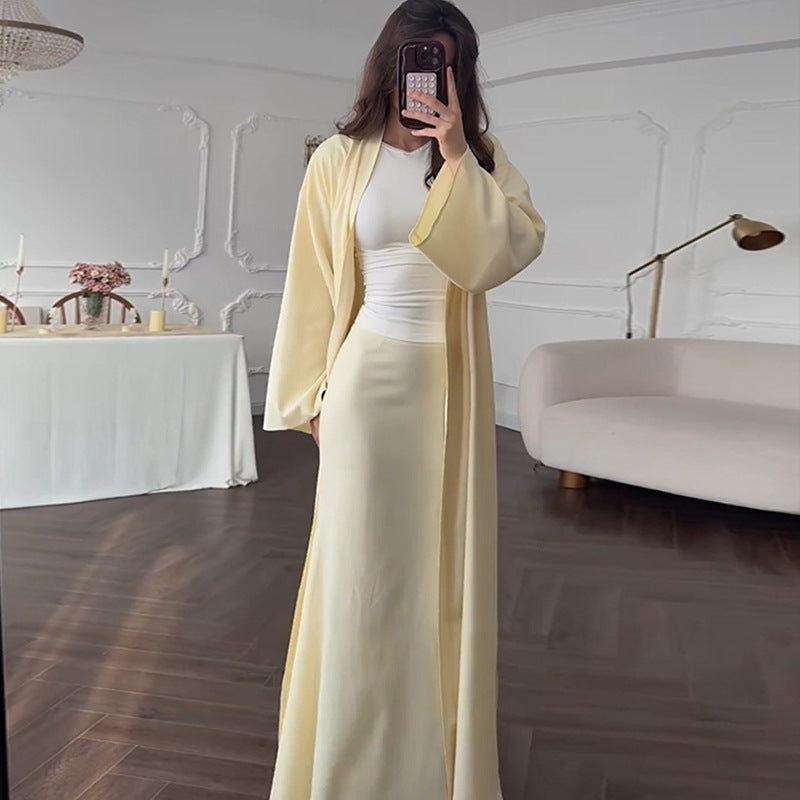 Elegant Long Coat with Soft Flowing Silhouette