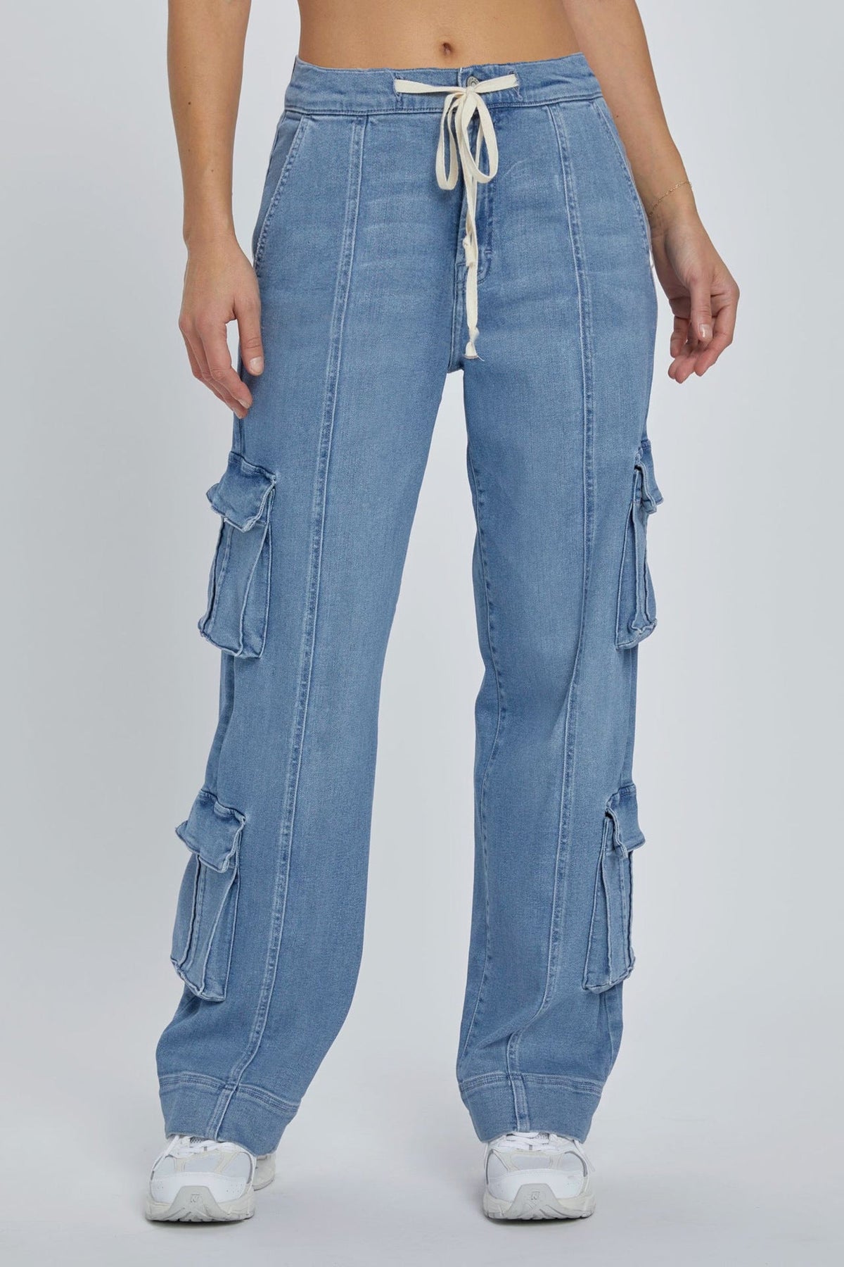 Women's Wide-Leg Cargo Jeans with Pockets