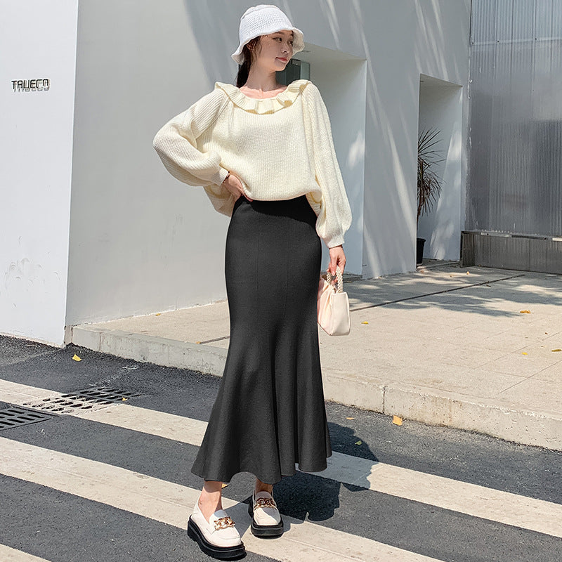 Women's Elegant Flared Maxi Skirt in Lightweight Material