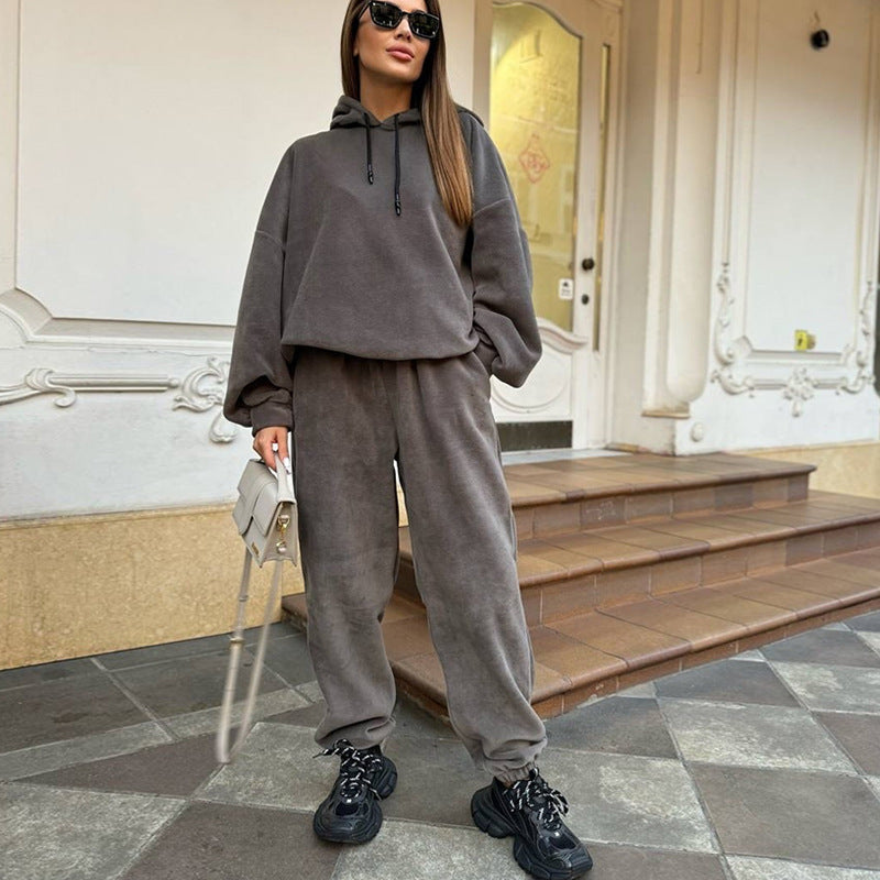 Women's Comfortable Fleece Hoodie and Jogging Pants Set